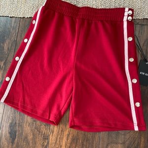Active wear shorts